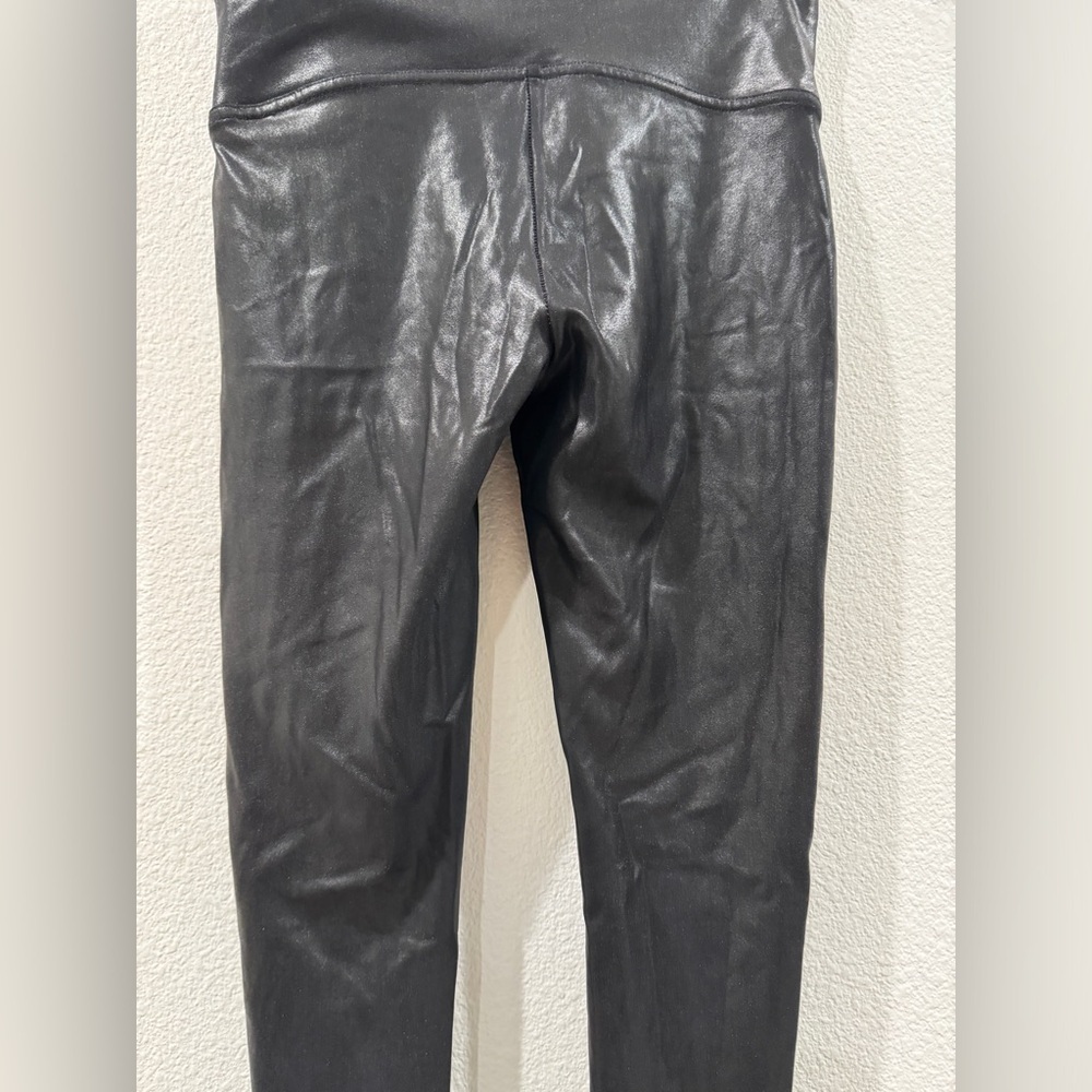 Spanx Faux Leather Black Leggings Size Medium - Picture 10 of 16